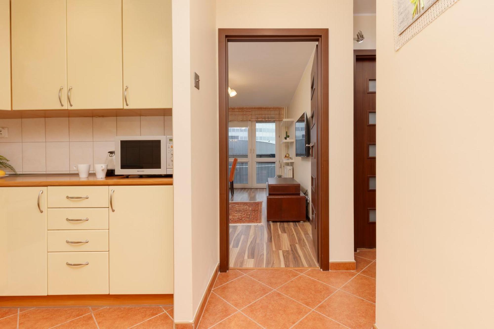 Bright & Cozy Apartments In The City Center By Noclegi Renters วอร์ซอ ภายนอก รูปภาพ